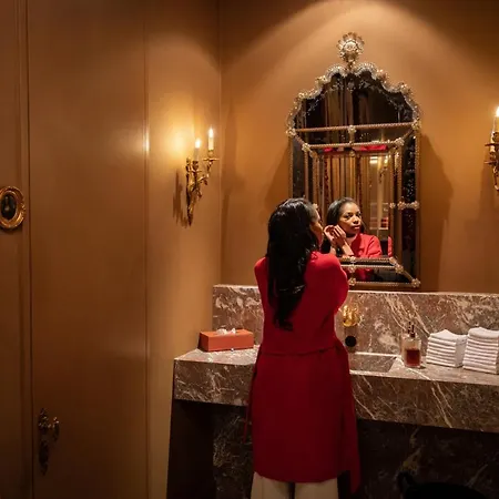 Cabosse, Boutique Palace & فندق 4*